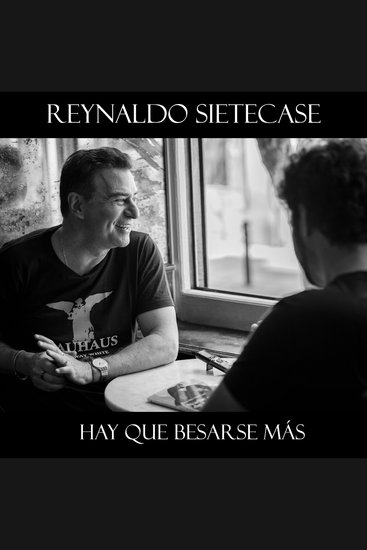Hay Que Besarse Más - cover